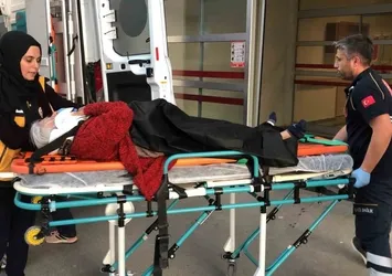 İki otomobil çarpıştı: 1 yaralı