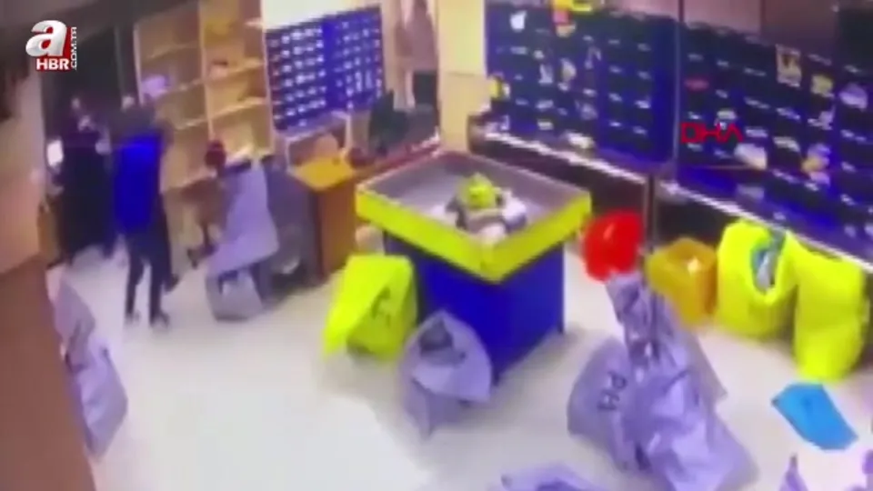 PTT’ye silahlı saldırının en görüntüsü!