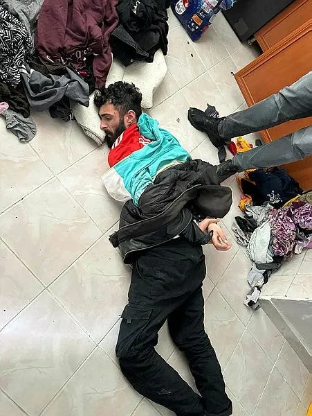 diyarbakirli-ramazan-hocanin-katil-zanlisi-erkan-baykut-adliyeye-sevk-edildi-1706874451383.jpeg Diyarbakırlı Ramazan Hoca'nın katil zanlısı Erkan Baykut'un ifadesi ortaya çıktı - 1