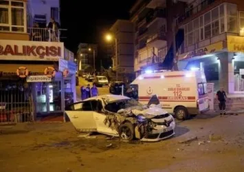 Ankara'da otomobil, ekmek dağıtım aracına çarptı: 6 yaralı
