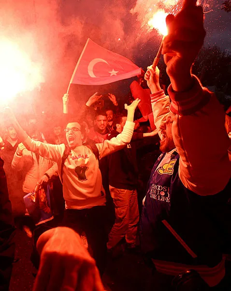 Türkiye’nin 81 ilinden Başkan Erdoğan’ın zaferinin sevinç görüntüleri! Başkan Erdoğan’ın konuşmaları…