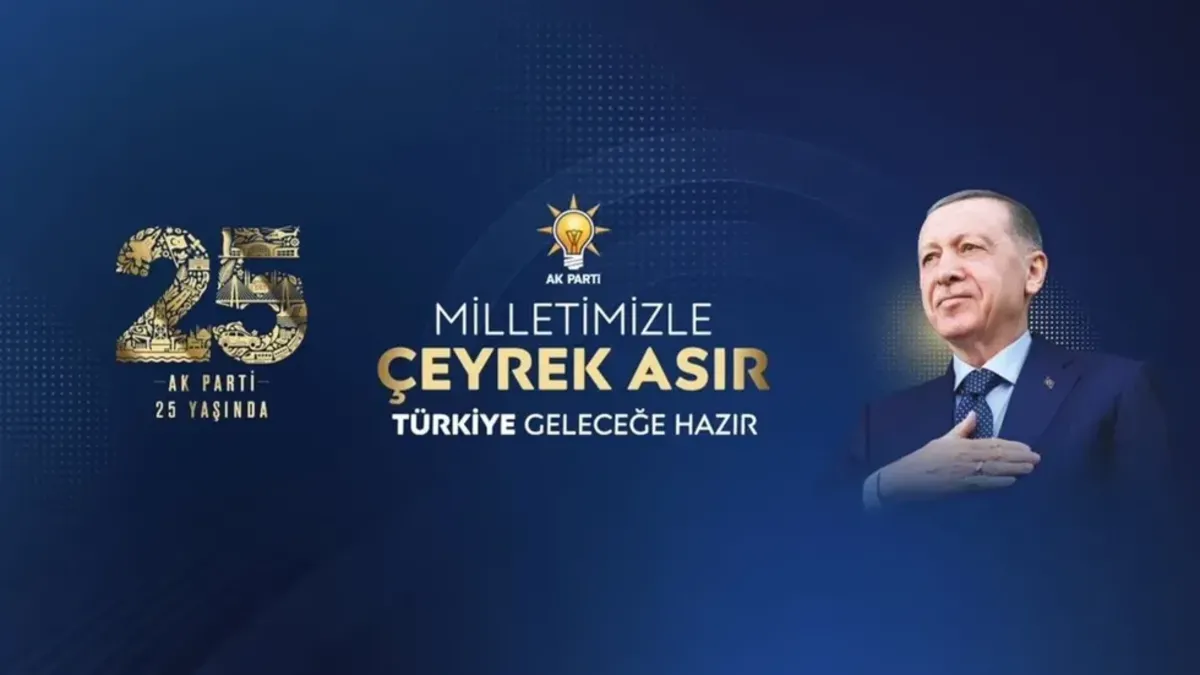 Kabine'den AK Parti’nin 25. yılına peş peşe kutlama mesajı