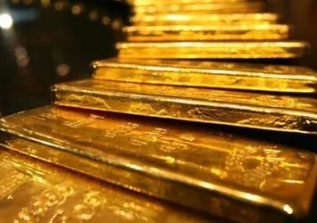 Altın 10 ayın en düşük seviyesini gördü