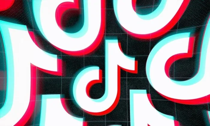 TikTok’ta ’meydan okuma’ ölüm getirdi: 10 yaşındaki çocuk bornoz kemeriyle boğulmuş halde bulundu! İtalya’dan flaş talimat