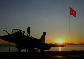Yunan gazetesi Ta Nea Atina'nın 2023 planını deşifre etti! Yunanistan'ın Türkiye korkusu rapora yansıdı