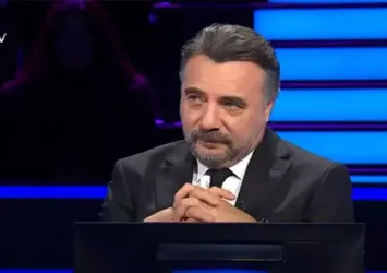 21 Kasım 1998'de İngiltere Championship Ligi'nde oynanan Sunderland-Barnsley maçında Barnsley forveti Ashley Ward, maçın 33. ila 37. dakikaları arasında hangisini yapmamıştır?