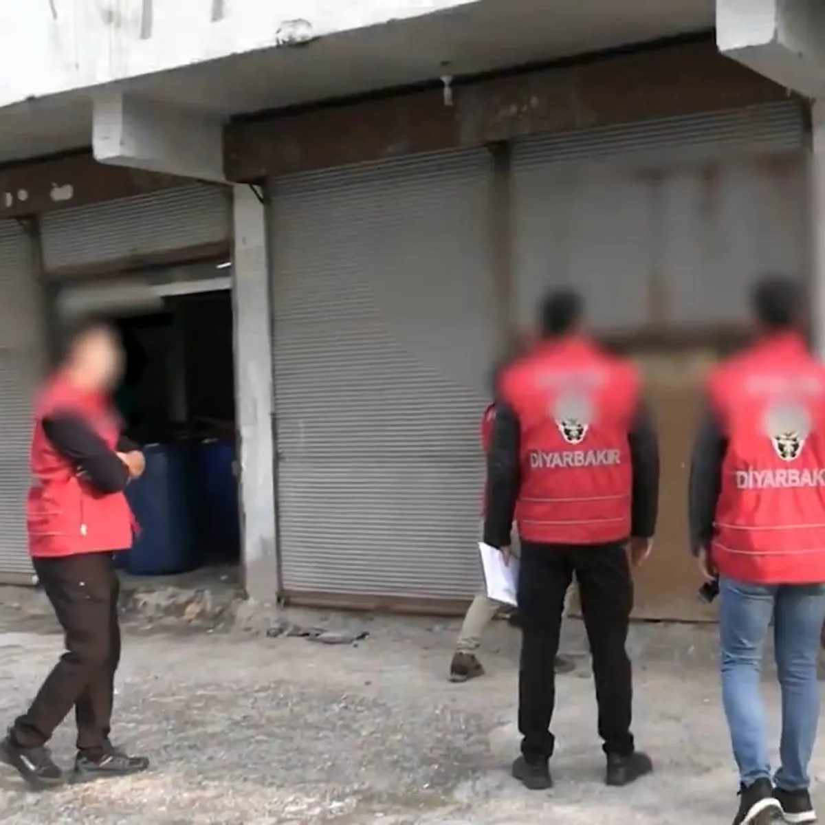 Diyarbakır'da 10 milyon liralık sahte ürün operasyonu: İş yeri ve depo mühürlendi
