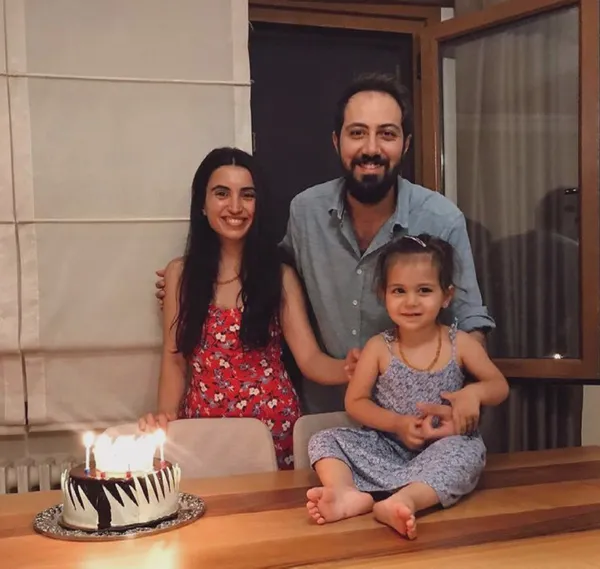 yeliz-aykactan-sonra-2-bucuk-yasindaki-kizi-da-hayatini-kaybetti-1631525610910.jpg Yeliz Aykaç’tan sonra 2 buçuk yaşındaki kızı da hayatını kaybetti - 3