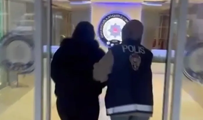 onlyfans-operasyonunda-gelisme-17-kisi-tutuklandi-1771251934985.jpg Fotoğraf-İHA