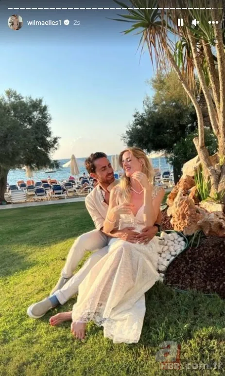 Wilma Elles nikah pozlarını peş peşe paylaştı! Meğer 2 tane... Öyle Bir Geçer Zaman Ki’nin Caroline’i Willma Elles İzmir’de evlendi! 6