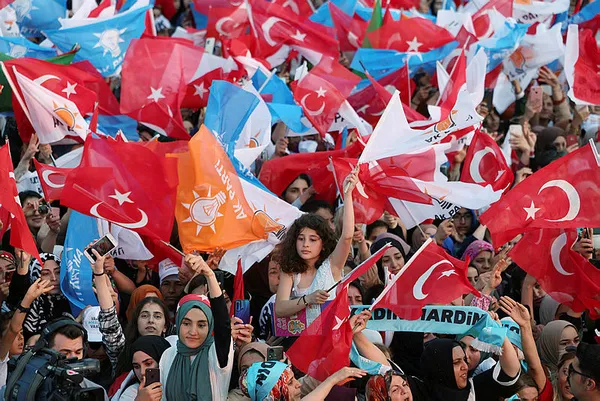 baskan-recep-tayyip-erdogandan-ak-parti-mardin-mitinginde-kritik-aciklamalar-hdpye-ulkemizi-boldurtmeyecegiz-1683737052773.jpg Başkan Recep Tayyip Erdoğan’dan AK Parti Mardin Mitingi’nde kritik açıklamalar: HDP'ye ülkemizi böldürtmeyeceğiz! - 5