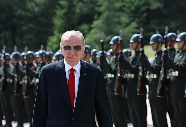 baskan-recep-tayyip-erdogandan-milli-savunma-universitesi-mezuniyet-toreninde-onemli-aciklamalar-1688735324766.jpg Başkan Recep Tayyip Erdoğan'dan İsveç'in NATO üyeliği için çok net mesaj: Teröriste kucak açana onay veremeyiz - 3