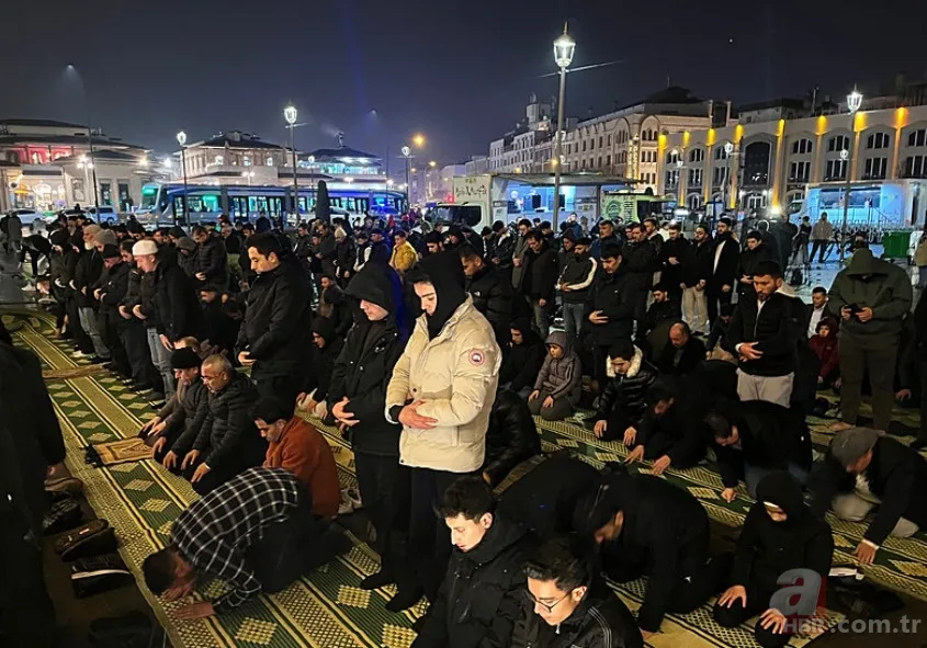 Regaip Kandili'nde vatandaşlardan yoğun ilgi! Camiler doldu taştı: Eller semaya açıldı 2