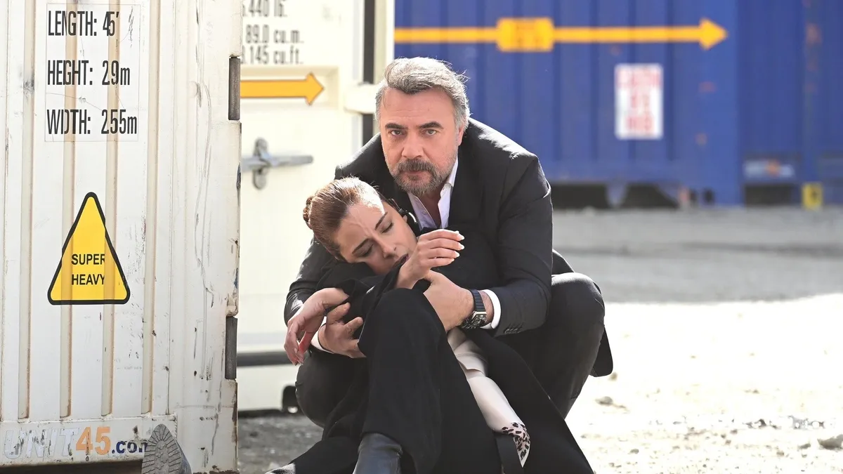 Ben Bu Cihana Sığmazam'da Cezayir seçim yapmak zorunda!
