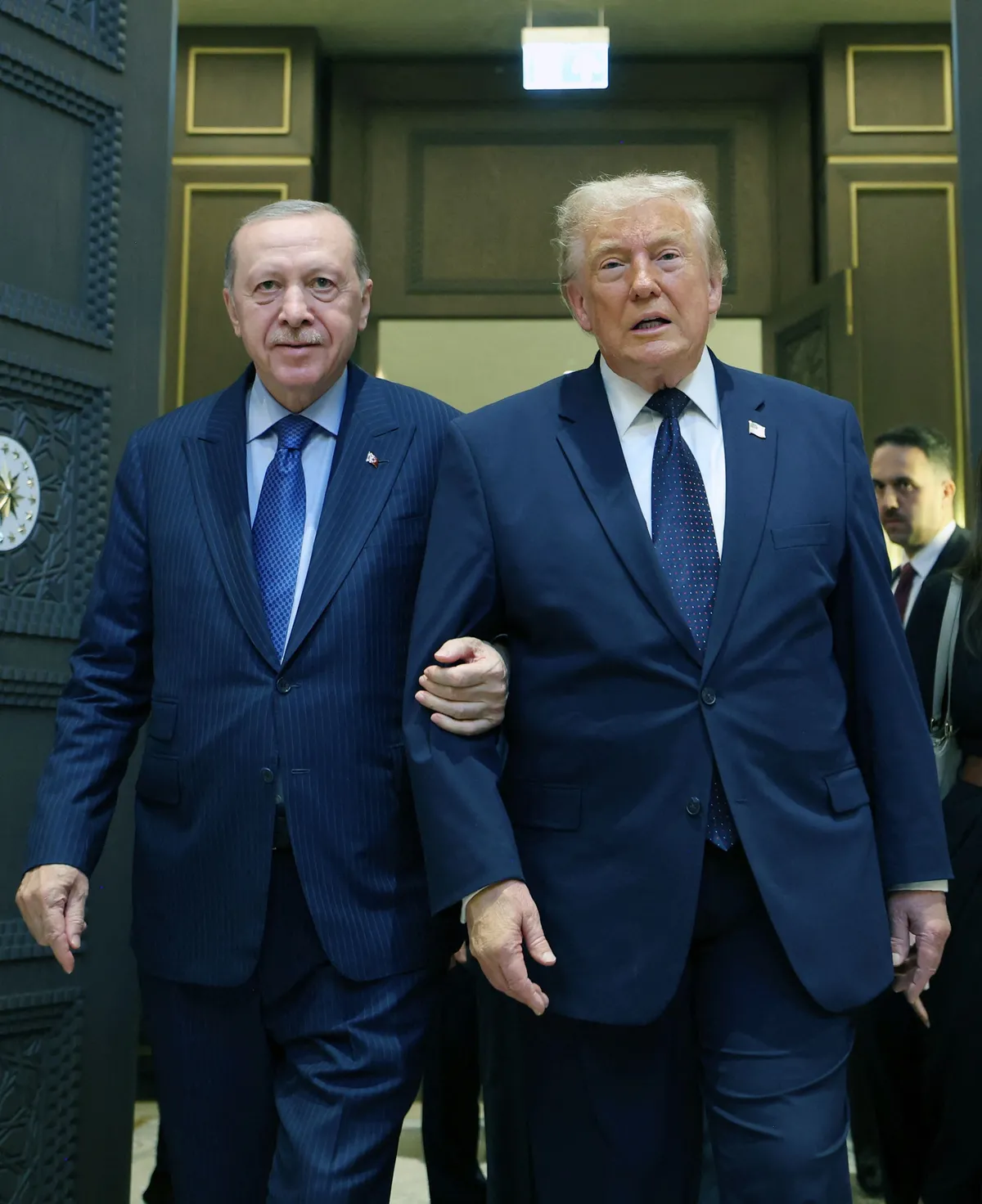 donald-trumptan-baskan-erdogana-tdt-zirvesi-telefonu-1793295065229.jpg Donald Trump'tan Başkan Erdoğan'a TDT Zirvesi telefonu - 1