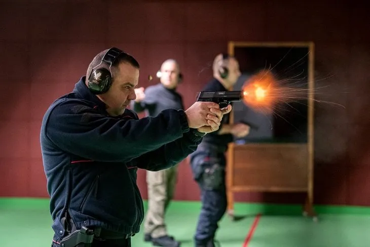 Terörle mücadele için Türk polisinden eğitim aldılar!