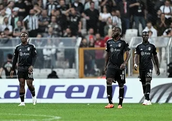 Beşiktaş'ta Lugano mağlubiyeti sonrası flaş gelişme! Ahmet Nur Çebi seçim kararı aldı Şenol Güneş istifa etti