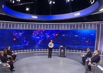 Katil İsrail'den Gazze'ye yoğun hava saldırısı