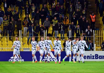 Fenerbahçe'ye Konyaspor darbesi