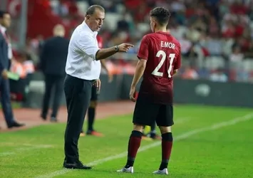 Galatasaray Emre Mor'u bırakmıyor