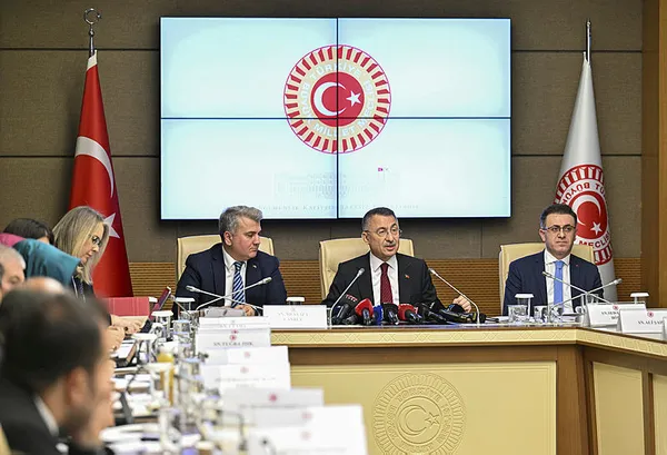 isvecin-nato-uyeligi-ile-ilgili-karar-ertelendi-1700144716018.jpg İsveç'in NATO üyeliği ile ilgili karar ertelendi - 1