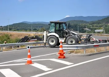 TEM'de çalışma! Yol kapalı
