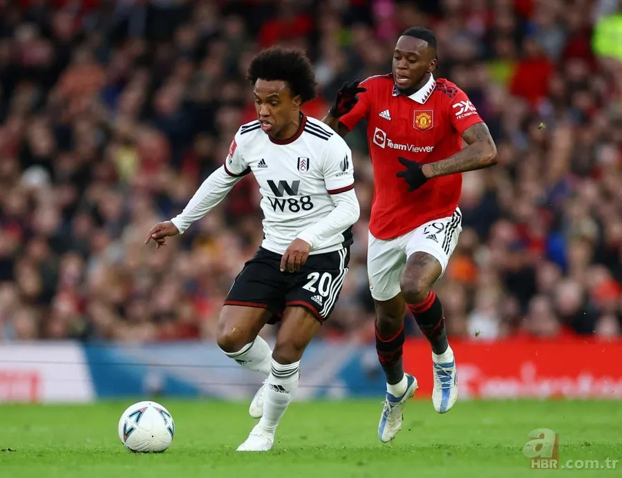 Galatasaray'dan gündemi sallayacak transfer hamlesi! 3 yolcu 4 yeni imza... 24