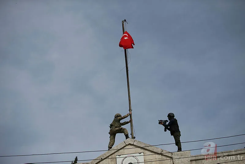 Mehmetçik ve ÖSO Afrin ilçe merkezini ele geçirdi 16