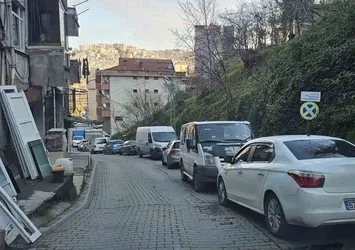 Düzensiz parklar kaza riskini artırıyor