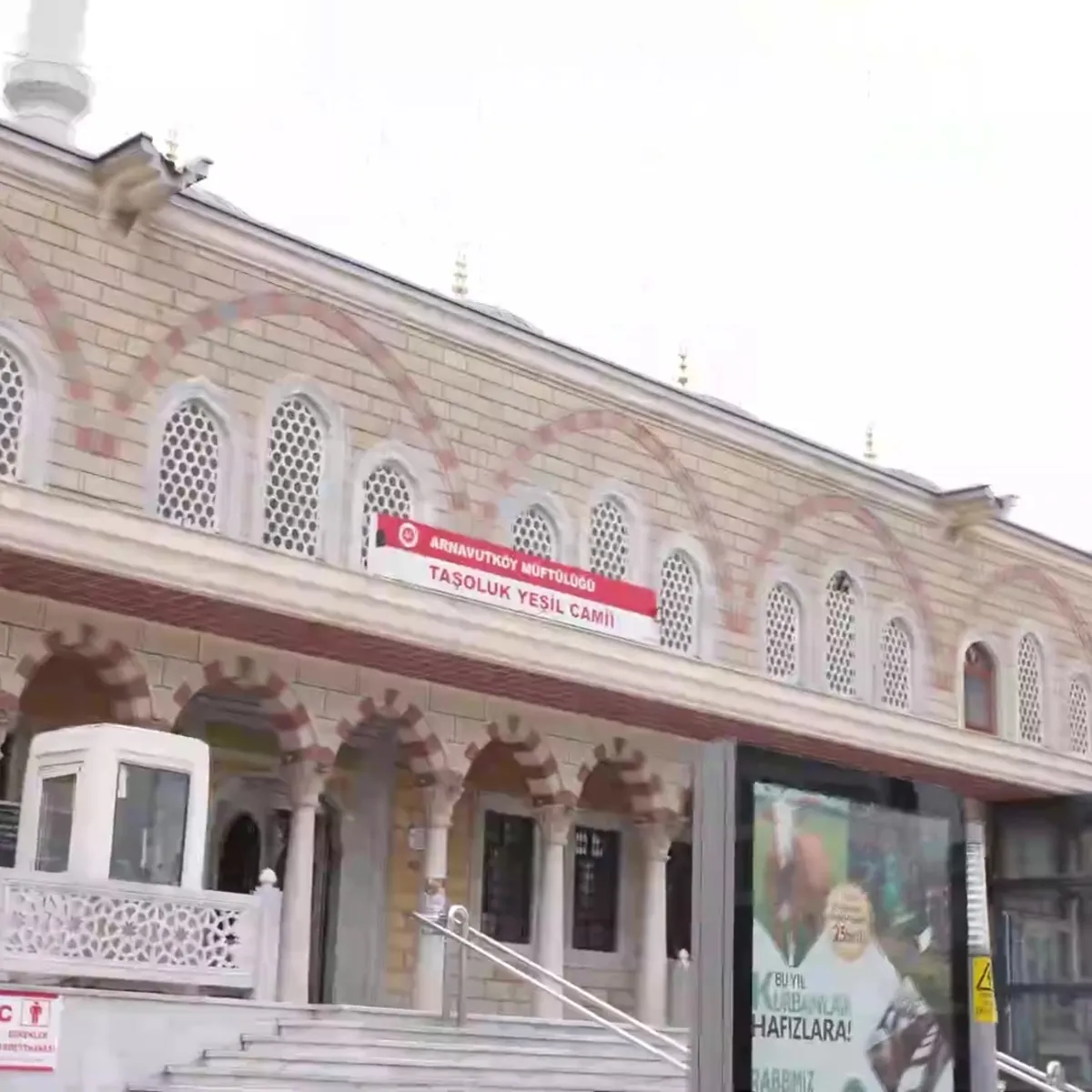 Camiler bayrama hazır