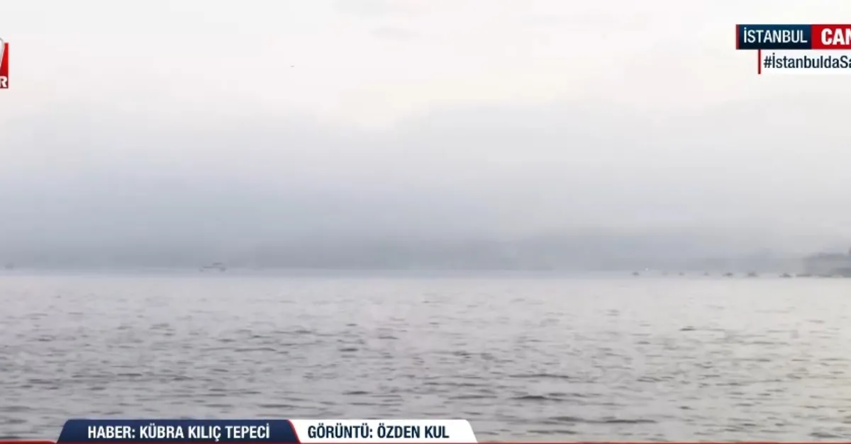 Boğaz'da gemi trafiğine sis engeli