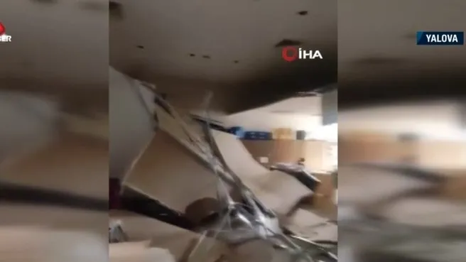 Yalova'da facianın eşiğinden dönüldü! Nikah dairesinin tavanı çöktü: 4 yaralı