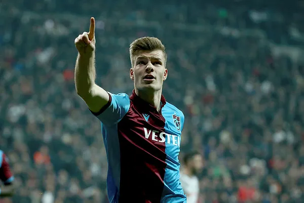 Trabzonspor Başkanı Ahmet Ağaoğlu'ndan transfer açıklaması - 4