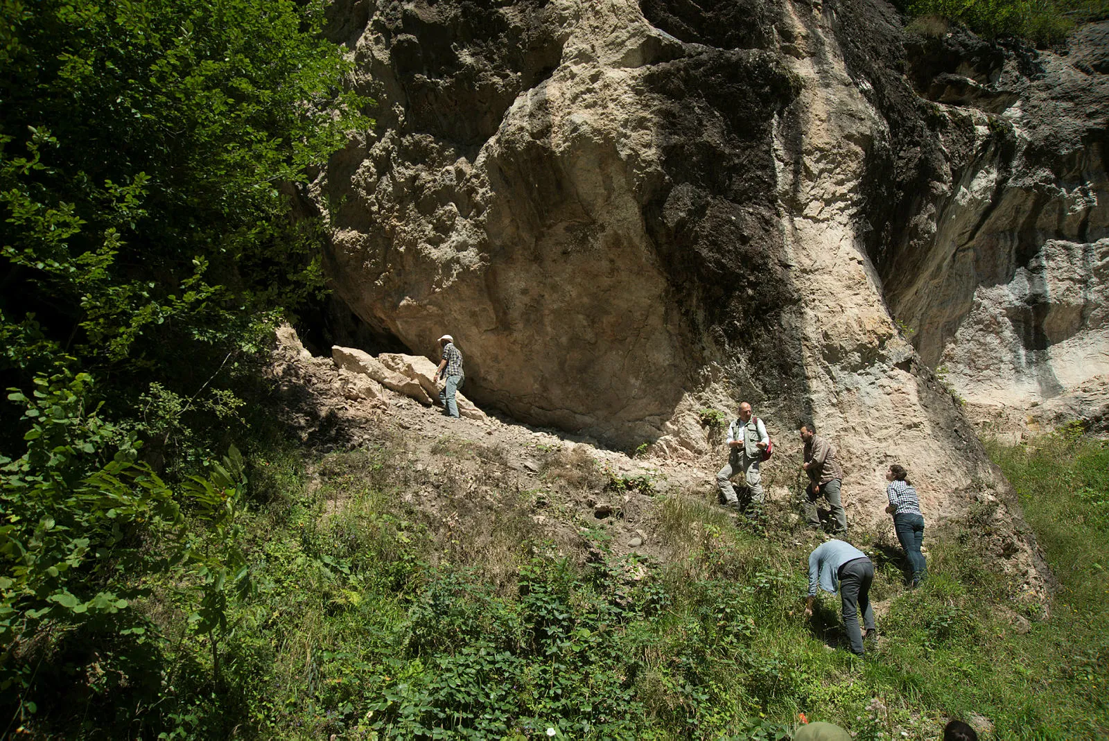 Trabzon'da ilk insanların kullandığı taş aletler bulundu
