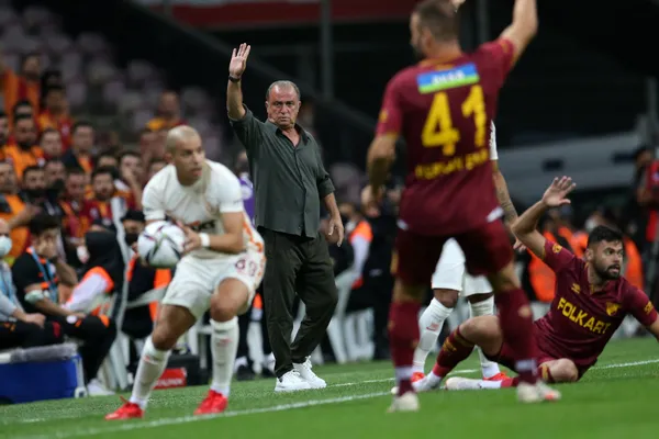 galatasaray-teknik-direktoru-fatih-terimle-ilgili-bomba-iddia-goztepe-macina-istifasi-cebinde-cikti-1632762636225.jpg Galatasaray Teknik Direktörü Fatih Terim'le ilgili bomba iddia! Göztepe maçına istifası cebinde çıktı - 2