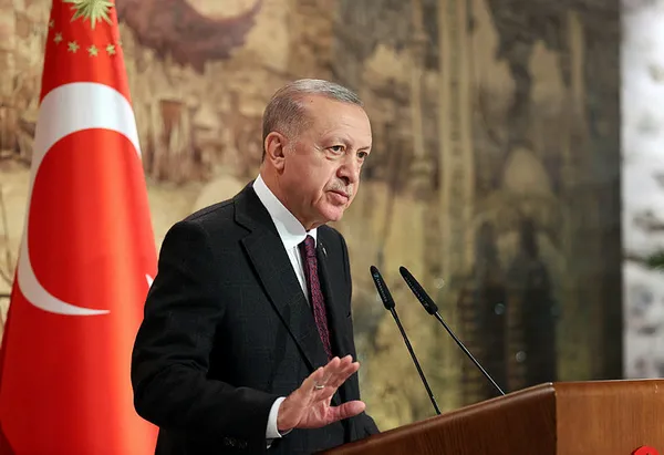 en-dusuk-emekli-maasi-7-bin-500-tl-oldu-tbmmde-kabul-edilerek-yasalasti-1680206704359.jpg En düşük emekli maaşı 7 bin 500 TL oldu! TBMM'de kabul edilerek yasalaştı - 4