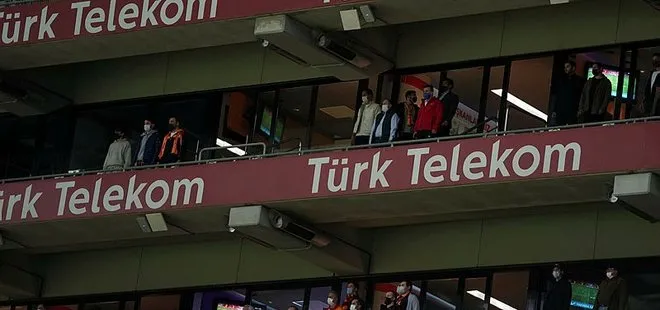 Galatasaray 232 gün sonra seyircisiyle buluştu