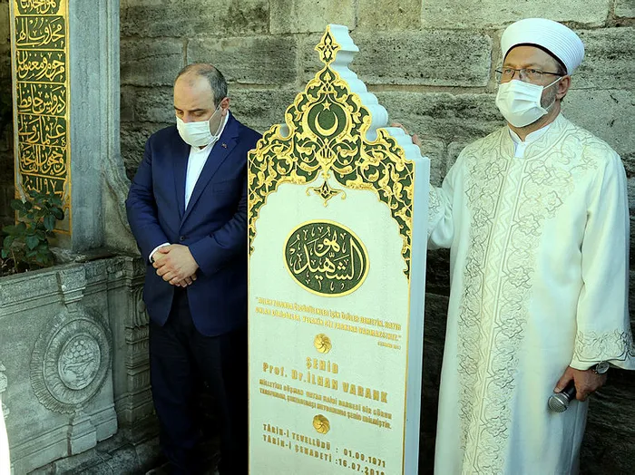 İlhan Varank şehadetinin 4’üncü yılında mezarı başında anıldı