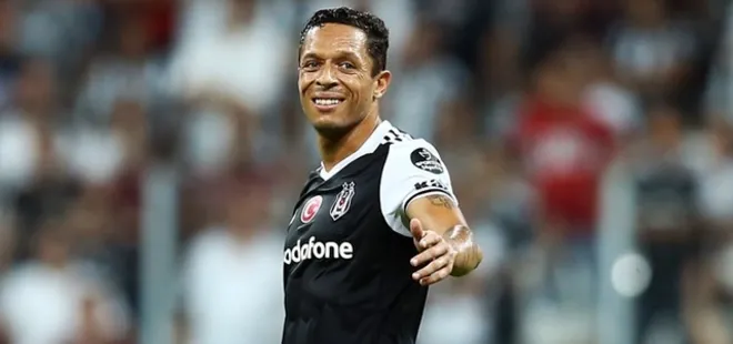 Adriano’ya onay çıktı