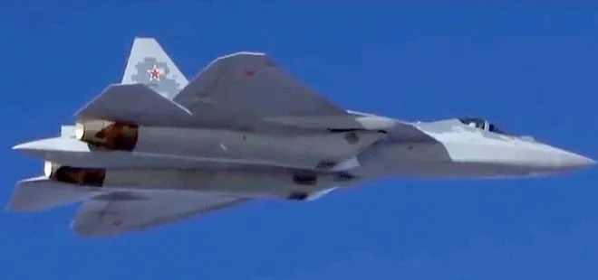 G.Kore’den Rus savaş uçağına ateş!