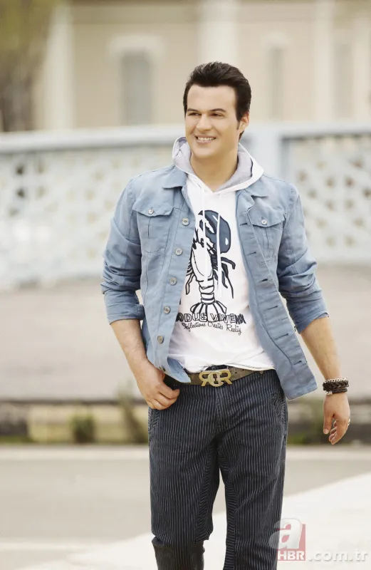 Ünlü şarkıcı Hakan Peker sosyal medya hesabından paylaştı! Saplantılı hayranına ibretlik ceza 9