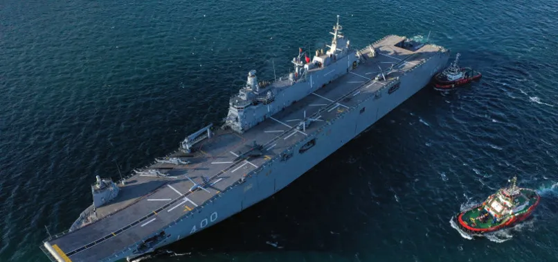 Ziyaretçilerini gururlandırdı! TCG Anadolu’ya vatandaştan yoğun ilgi