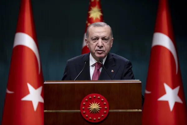 son-dakika-cumhurbaskanligi-kabine-toplantisi-erkene-alindi-gundem-salginda-son-durum-1622967767040.jpg Son dakika: Cumhurbaşkanlığı Kabine Toplantısı erkene alındı! Gündem: Salgında son durum - 3