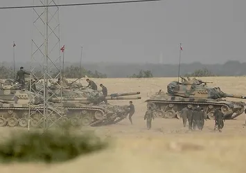 Fırat Kalkanı Harekatı'nda 2 asker kayıp