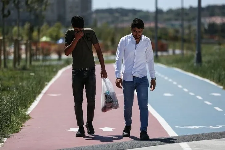 Vatandaşlardan CHP'li Küçükçekmece belediyesine kötü koku isyanı