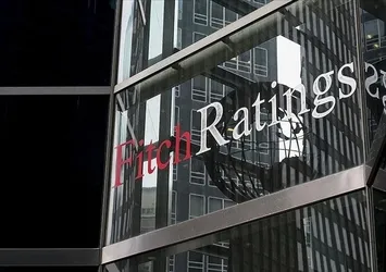 Fitch, Azerbaycan'ın kredi notunu yükseltti