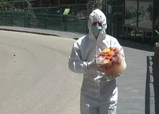Son dakika: Çöl sıcakları gelince... Böyle serinliyorlar