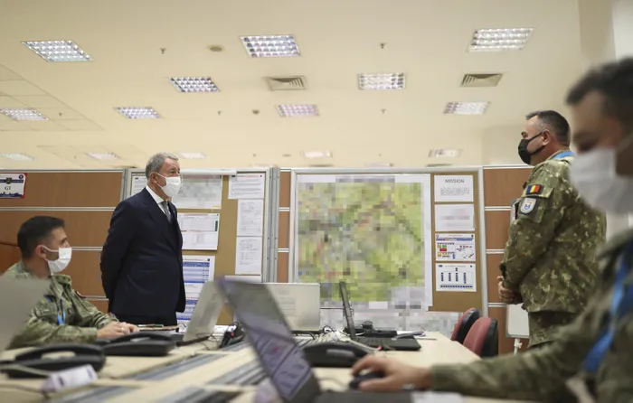 Milli Savunma Bakanı Hulusi Akar: Türkiye, NATO ve Avrupa’nın sınırlarını korumak için ne gerekiyorsa yapıyor