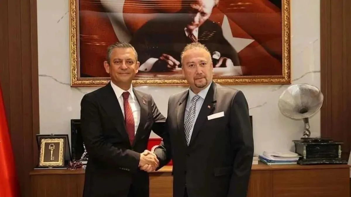 İhraç edilmesi bekleniyordu! CHP'li Özkan Yalım'a "özel" avukat