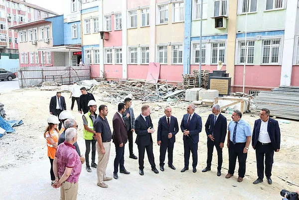 1692186053164.jpg İstanbul'da deprem riski olan tüm okullar boşaltıldı! İstanbul Valiliği sayıları paylaştı - 1